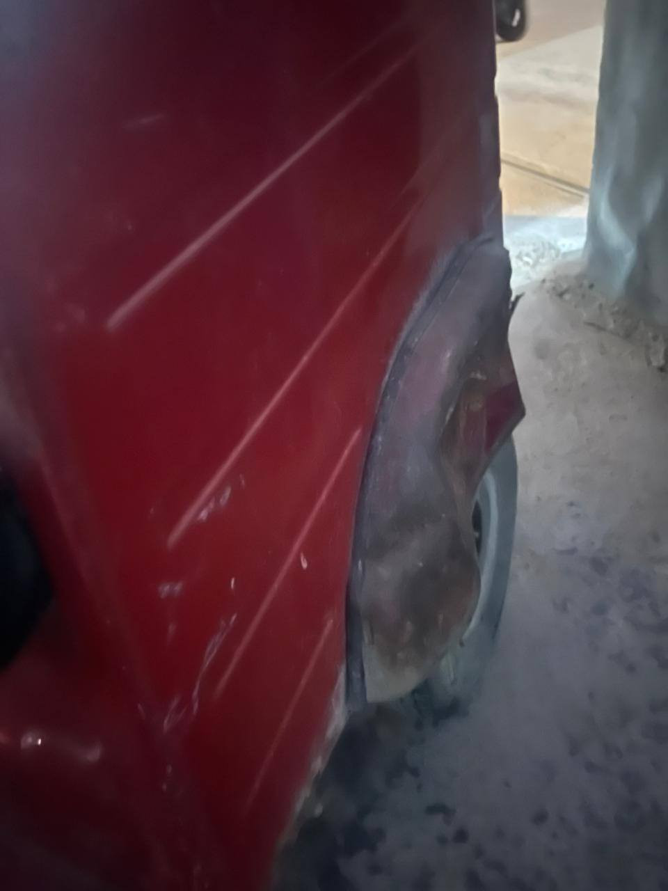 سلام عليكم 2018 شهر 12 اوراق المصطفئ من شركه بسمنه 
تكتك متروكه مكينه كفاله عامه بس زنجيل مبدل كشر بلادي
تكتك عوزه ترتيب بسيط. سعر 4100 بيه مجال مال جيه 
***********
