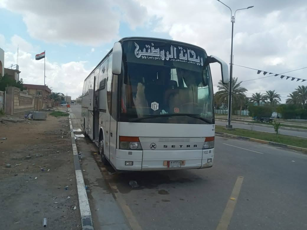 السلام عليكم منشأة للبيع سياره جاهزه باتريات جدد تخم تاير تبريد كير مكينه تفاصيل اكثر اتصل ***********
سعره 250وبيه مجال
