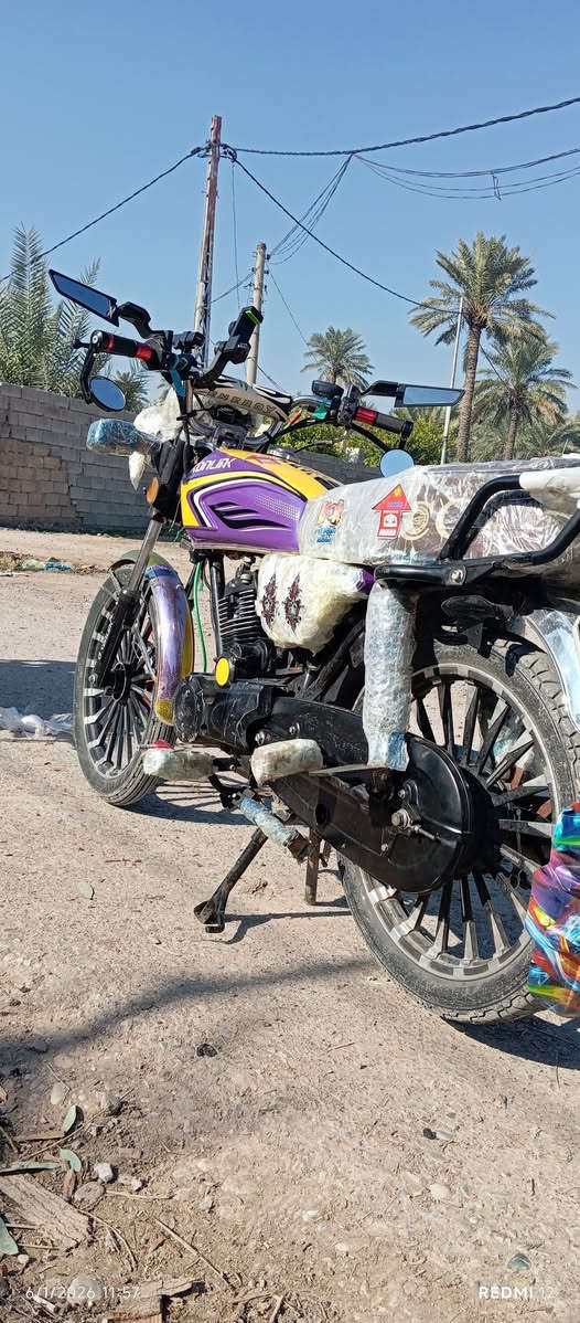سلام عليكم دراجه  سيفان 2024 شكل ال 2025 دراجه اوراق   سعر 750 او بيه مجال العنوان خط الناحيه رقم الهاتف ***********
