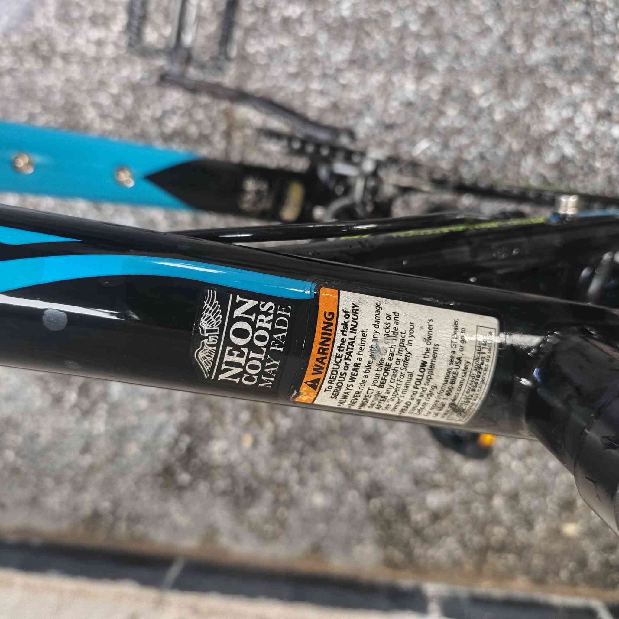 السلام عليكم بايسكل جي تي الغني عن التعريف مال حاويه باله اصلي القياس ٢٦ Mالسعر ٢٢٥وبي مجال بسيط للتواصل ***********
