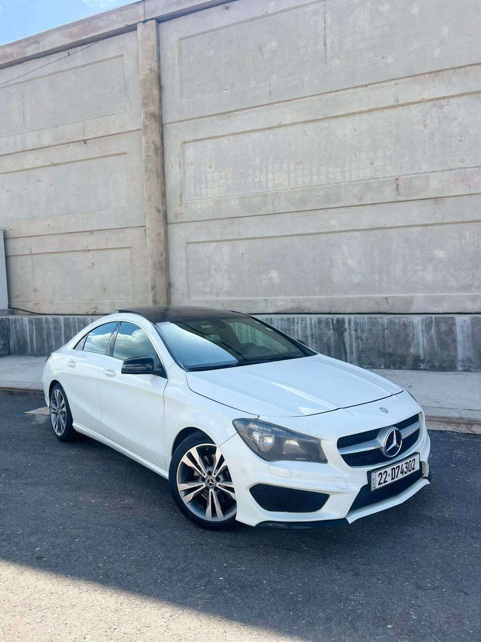 السلام عليكم 
السعر 160 ورقه وعليها غرامه 19 ورقه ينزل من السعر
مكان السياره قضاء عقره بين اربيل ودهوك
للبيع فقط بدون مراوس مارسيدس CLA250 موديل 2016 صفر شركة مو وارد محرك 4 سلندر  گير محرك شرط ما مفتوح السياره فول فول مواصفات 1/1 گير محرك شرط تبريد شرط كهربائيات كلها شغاله سياره جاهزه دينار ما تصرف عليها وبيها قطعتين صبغ جاملغ وبونيد بدون دواخل ايرباكات وشواصي مكفوله رقم وسنويه جديد سياره باسمي تحويل وغرامات شرط السعر 160 ورقه ومجال وعليها ( 1900)$ دولار غرامه يعني 19 ورقه غرامه ينزل من السعر مكان السياره قضاء عقره بين اربيل ودهوك
الشراي يتصل ع الارقام
***********- بي واتساب هم
***********- بي واتساب هم
***********- مابي واتساب فقط اتصال أربيل, العراق
