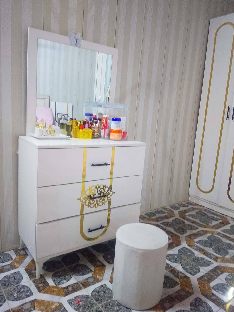 غرفه 10قطع نضيفه سعر 800عنوان بغداد شعب سبع قصور
اخذ سكرين وتعال خاص


**إذا كنت صاحب هذا الإعلان وتريد حذفه لأي سبب، رجاءا أرسل رسالة إلى الدعم الفني**