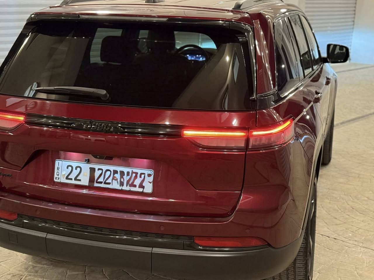 السلام عليكم للبيع موديل 23 ماشيه 30الف صبغ البنيد فقط فور ويل فتحه داخل جلد باب خلفي كهرباء السياره بلاك توب مكانها الكراده *********** ب315 وبيهل مجال
