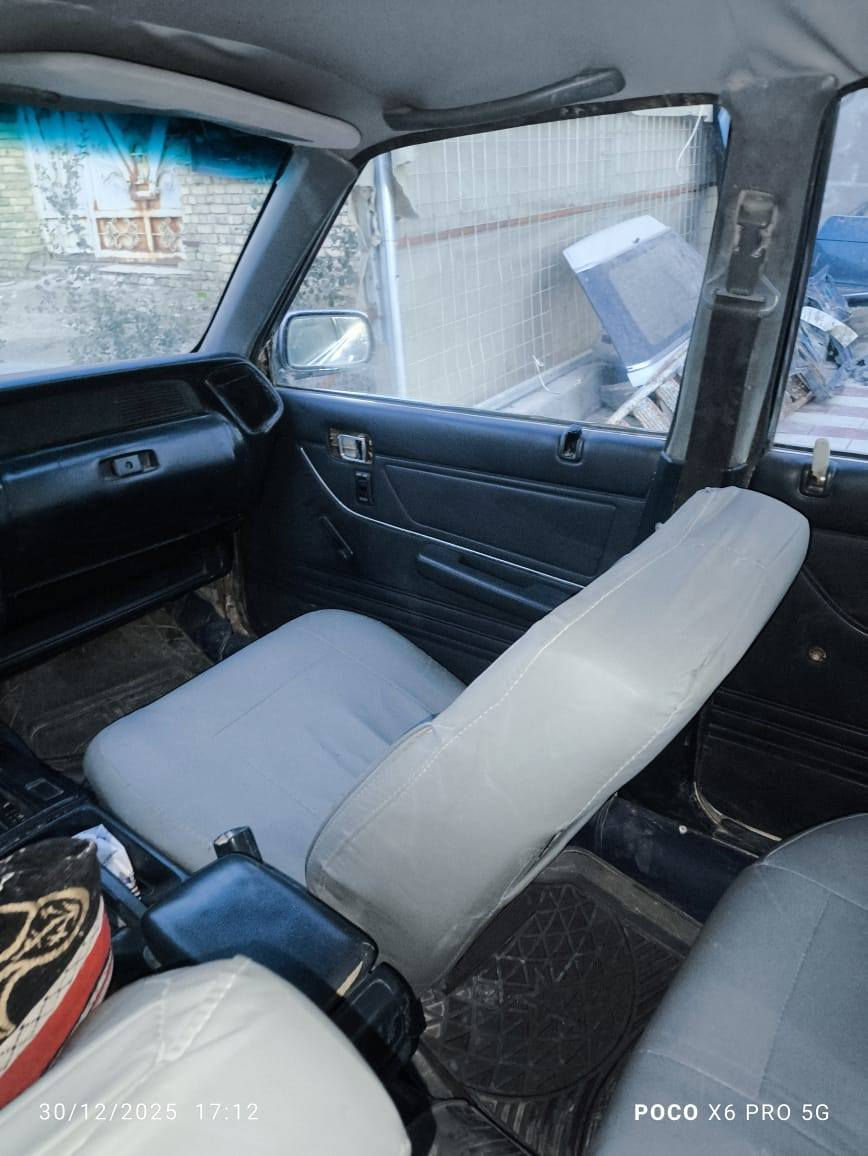 كراون 94 سيارة جاهزه بمعنى الكلمة كلشي جديد شاد اله السيارة مال جناي  سستم كامل جديد دشبول وبطاين جدد تخم تاير باتري جدد وتوني شادهن حداديه كله توني مبدله ع ايدي ومن وره ورك السيارة السعر 65 وبيه مجال 
غير متواجد ع النت وهذا رقمي ***********
