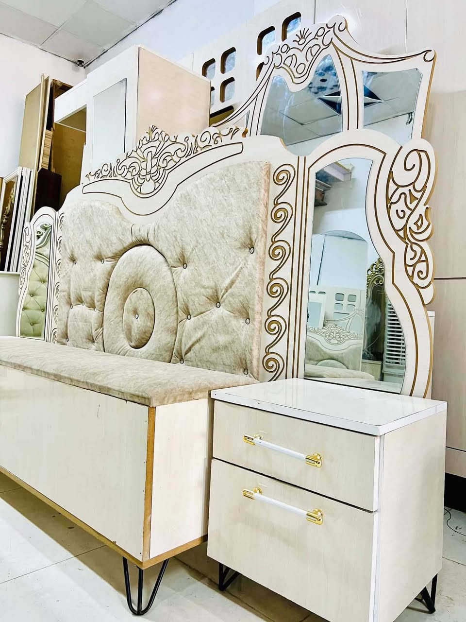 غرفه نضيفه 7 قطع سعر 550 مجال بسيط


**إذا كنت صاحب هذا الإعلان وتريد حذفه لأي سبب، رجاءا أرسل رسالة إلى الدعم الفني**