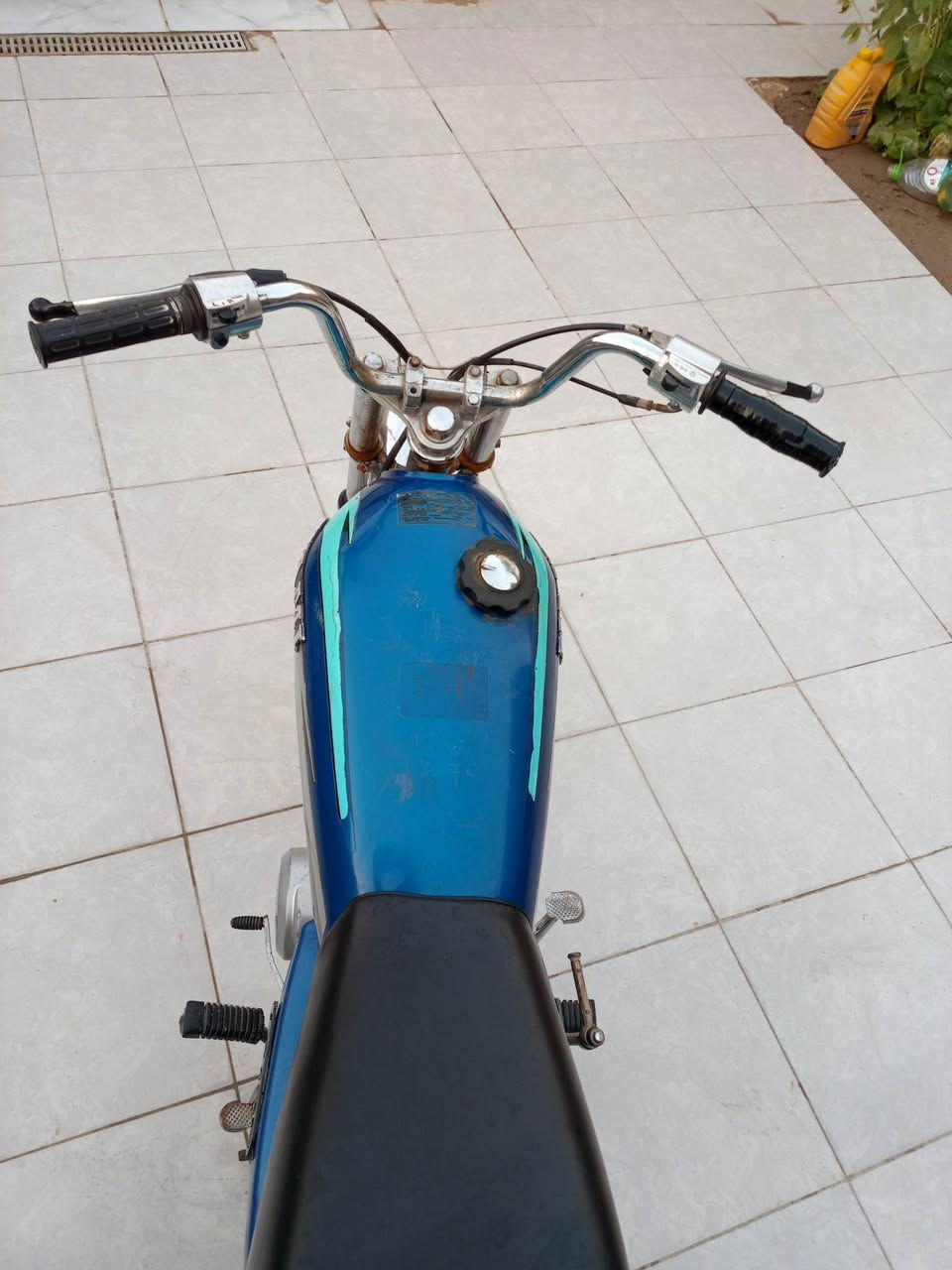 سلام عليكم درجه اربع كير اصولي موديل 13تعمير2023اورقه كامل بسمي مداور نفس اليوم الدراجه نفس ما بصور وحله بل واقعه محركه مفتوح ونضيف الدراجه محرك نضيف بشكل لا تبخر ولا نقص بيه شلعه ومعدل اول هندر تشتغل الدرجه طياره السعر 600وبيه مجال للطيبين رقم الهاتف وتصل ***********
