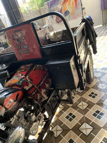 سلام عليكم ستوته للبيع المديل 25 النضافه خير من الله البدي مخشب وكامل الستوته ماناقصها أي شي محرك وشاصي مكفولات تجي كبل تركب وتروح مايحتاج تكلب نضيفه بمعنه الكلمه اتصل وتدلل (‭٠٧٧١ ٤٥٦ ٢٤٤٧‬)
