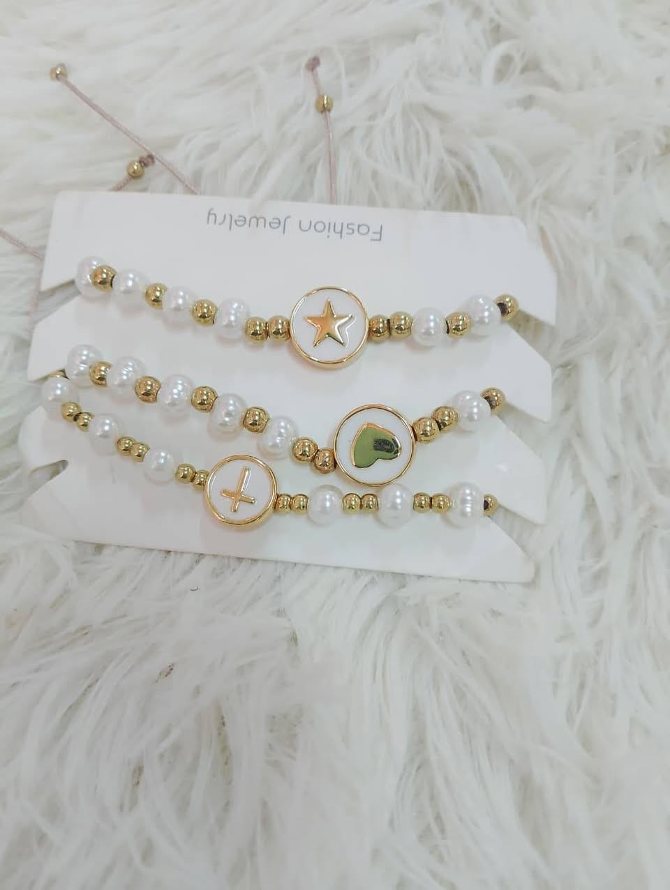 اكسسوارات 

تشكلية مديلات 

للحجز على الخاص


**إذا كنت صاحب هذا الإعلان وتريد حذفه لأي سبب، رجاءا أرسل رسالة إلى الدعم الفني**