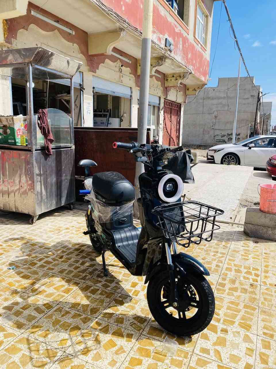 سلام عليكم ار تسعه للبيع نضافه فول بطاريت شرط عل فحص أشاير لايت علي ناصي هورن نشرات فول سرعه 109 أربع نمر سعر 370 اوبي مجال اتصل عل رقم او تدلل ***********
