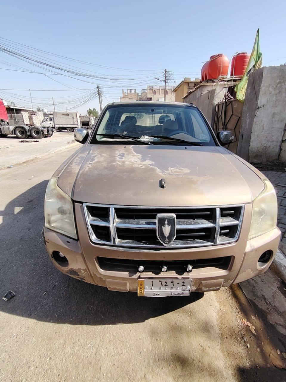 جنبي 2013 
رقم انكليزي مكفوله
مكينه كير بلاد المحرك بي خيط تبخير
كهربائيات تبريد كله شغال
سعرها. ستين 60 وبيها مجال 
مكانه بصره حيانيه ***********
