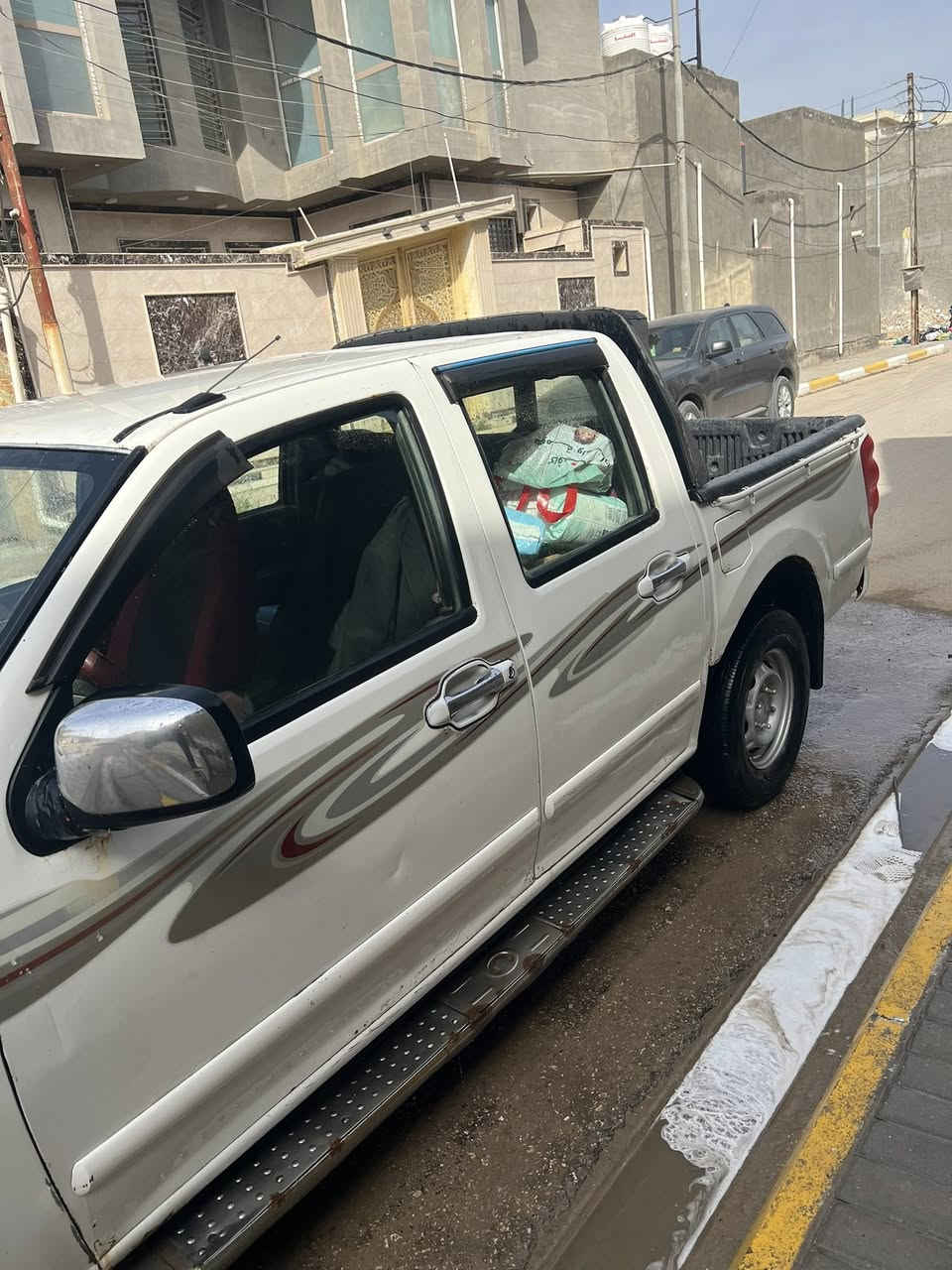 السلام عليكم كريت ويل 2013 مكفوله كفاله عامه بيه فقط طخه يم البك لايت بارد  كير محرك تبريد كله خير من الله السياره هزه جديده وبااسمي مداور ثاني يوم مكاني السماوه السعر 67 وبيه مجال 
الرقم ‭0780 233 9264‬
