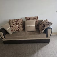 ئه شياي ناو مالى كامل بو فروشتن بو په يوه ندى هه موى به مليونيك 077253...