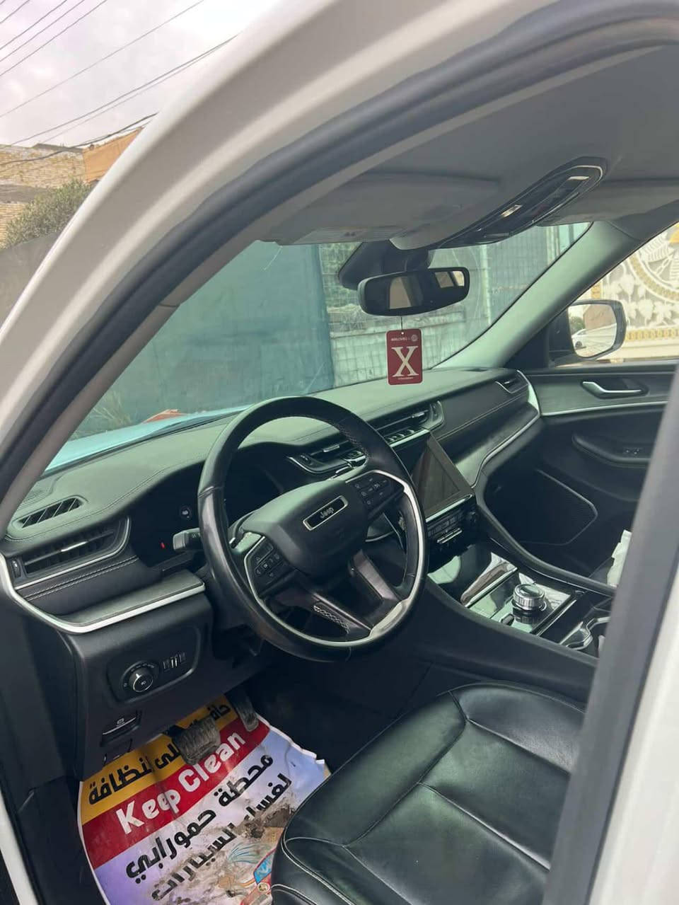 من رخصه الادمن
جيب گراند شيروكي 2022 لمتدد 

وارد امريكي

 حادثه فقط ربع دعامية مصلحة وطبلة الويل الامامي وصور الحادث مرفقه بالمنشور 

فول مواصفات عدا البانوراما 

6 سلندر.  3600 

5 مقاعد جلد 

عداد المسافه 63 الف 

بدون دواخل بدون ايرباگ

 

السعر 32.500 الف دولار 

للتواصل *********** 

 اتصال او  واتس اب.  

 مكان السياره بابل الحله شارع ٨٠
