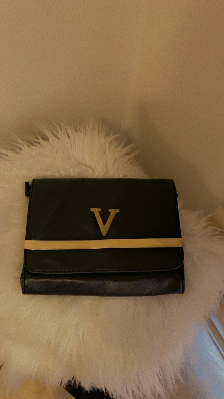 أغراض للبيع


**إذا كنت صاحب هذا الإعلان وتريد حذفه لأي سبب، رجاءا أرسل رسالة إلى الدعم الفني**