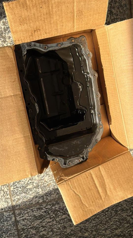 السلام عليكم
حاضن و مروحه ترهم سوناتا وk5 جديده 
قواعد اشاره دعاميه سوناتا ترهم من 20-23
كيس دهن بدون حساس اصلي نظيف 
شباك سوناتا اصلي تفصيخ جديد يرهم من ال20-23
اي استفسار ***********
مكاني بصره متوفر خدمه توصيل
