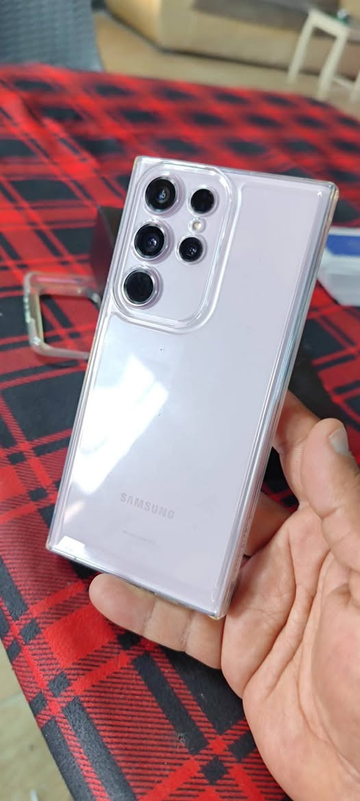 سامسونك S 23 Ultra
مقفول شريحه
رام 12 ذاكره 512 💥
نظافه 100% طك جديد
تصوير فيديو 8k 🔥
اليوم واصلني من أوروبا 
سعر 550 الف قفل
دهوك ***********
