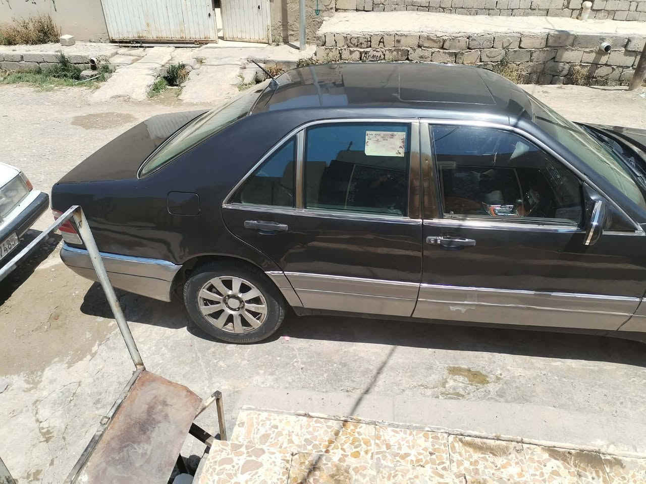 مرسدس شبح موديل 98 فول اوتوماتيك حساسات خلفيه دبل جام محرك اوكير بطه جديد كشن كهرب صبغ جمالية صدر امامي خلفي جديد باتري جديد رقم صلاح الدين بسمي شرط الوكاله والتحويل السعر 39 قفل 38 ماترهم عنون موصل حي صدام *********** ارخص مرسدس شبح بلعراق ملاحظه بدون قصد بدون مروس
