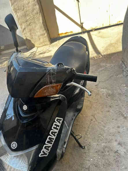 السلام عليكم دراجه سكنس نوتيا 110 للبيع سلف وهندر مكان البياع الشهداء السعر 350 وبيها مجال رقم التليفون***********
