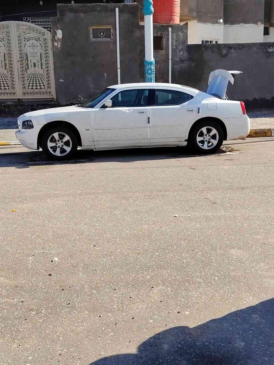 ٢٠١٠ رقم اربيل نكليزي جديد سياره راعيها عربي جاري وكاله مداور حاضر بيها حزام صبغ جماليه مكينه كير استوني شادهن حداديه مسوي تخم تاير مكان سماوه هاذه رقمي *********** سعر ١١٠ بيها مجال
