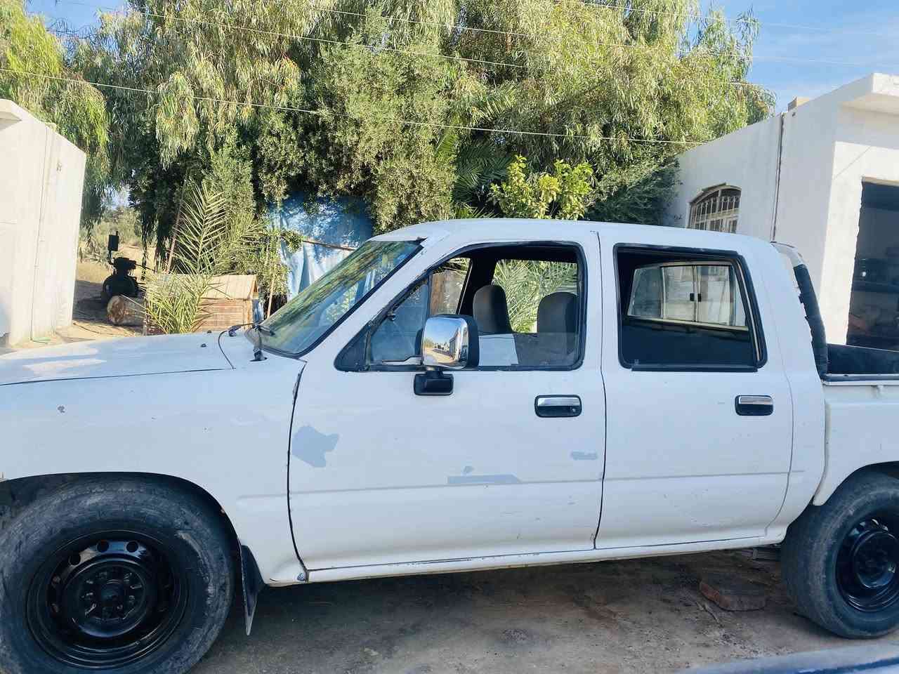 السلام عليكم بكم موديل 90 رقم نينوى السعر 35 وبيه مجال ***********
