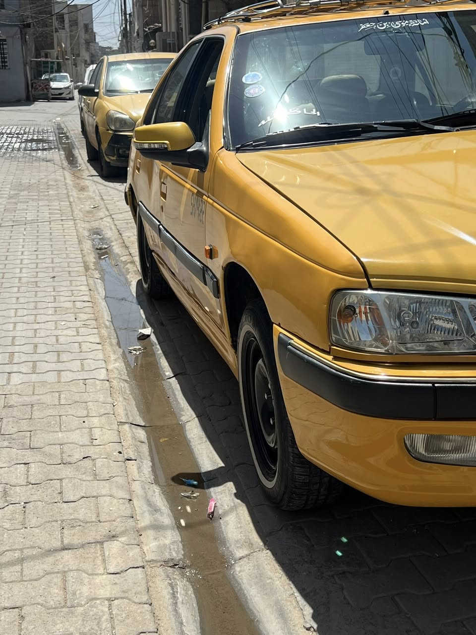 سلام عليكم بيجو بارس  سياره خير من الله مكينه جديده كير جديد تبريدنقصه غاز حداديه جديده 35وبي مجال ***********
