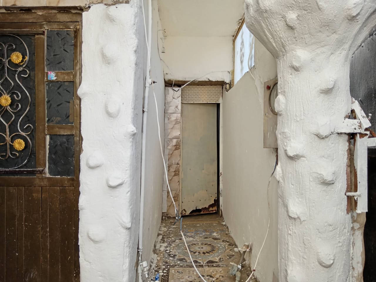 دار طابو طابقين للبيع
موقع مميز على شارع ٢٠ متر 
العنوان / كركوك حي الأسرى والمفقودين قرب جسر الرشيد 
المساحة / ١٠٠ متر مربع
الواجهة / ١٠ أمتار في ١٠ أمتار
السعر / ٩٠ مليون
للاتصال / ***********
