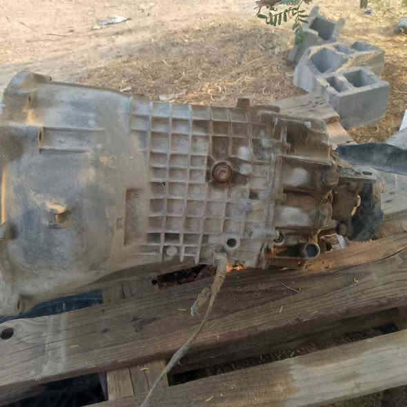 سلام عليكم البيع گير بي ام عادي شغال شرط الفحص مكاني بصره الزبير التواصل ***********
