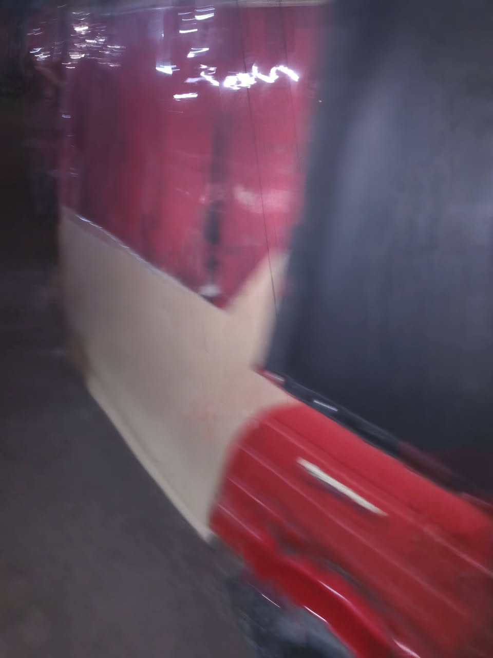 سلام عليكم تكتك موديل ١٧شهر ١١تكتك خير من الله كل نقص مابيه كبل لشارع سعره ٢٨٠٠او بيه مجال حك جيه بس سلفه  عليه فحمات تكتك سياقته تخبل هورن كهربايات كله شغاله مال عيشه الله شاهد مكاني بغداد مدينت صدر الحمديه ***********
