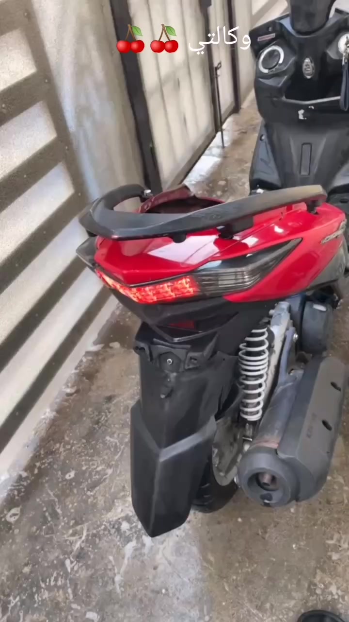 السلام عليكم شباب سكنس لددد للبيع دراجه نقصه بجم كامله غراضه قبق هندر موجود و كصه و اشاير و جاملق و مازده و السبعه مال مكينه  دراجه مفتوحه فتحه وحد مكينه   59 هاون شلعه و معدل طياره  دراجه كلجات بلادي  دراجه نضيفه سعر 650 وبيه مجال للطيبين مكاني بغداد صليخ ال 600   متواجد واتساب و كلشي و فيس رقمي.                            ***********
