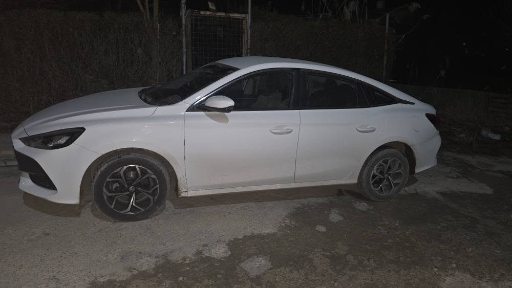 Mg.gt2025 كير عادي دوو بارجةي ئةبتة ساردةكوت يان بيدي ئارئةويش ديارن جاك نةكراية ١٥٠٠٠رؤيشتية يةك دةست بوة سعر ٩٣ مةجال ز.م.*********** شقلاوة, أربيل
