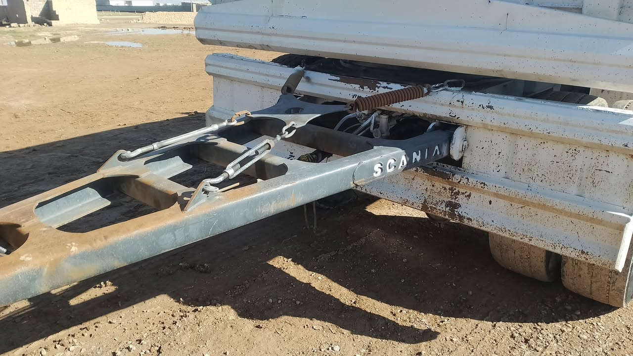 مقطورة للبيع جاهزة جوى الشغل للأستفسار ‏‪0751 870 6779‬‏
