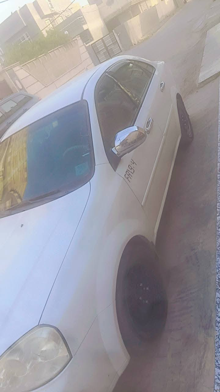 السلام عليكم
اوبترا12  
منضومة تبريد جديدة
صدر امامي خلفي جديد
منضومة بانزين جديدة البارحة يعني شغل واطلع موسم كامل زوج تاير جديد
والكشر تجي وتشوف بعينك 
قايش داينمو جديد 
غرفتها نضيفة 
شاشه وكامره 
مكينة حاوية 
السيارة باسمي رقم الجديد سنوية وهزة 
***********
سيارة حلوة وكاعده نصبتها حلوه عنوان حله شارع 80.   سعر72وبيها مجال
