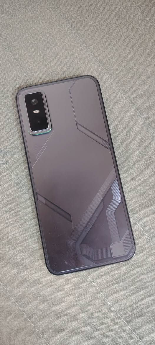 السلام عليكم من رخصة الادمن
انفنكس نوت 30 بطارية 97 للبيع 
رقم ***********
