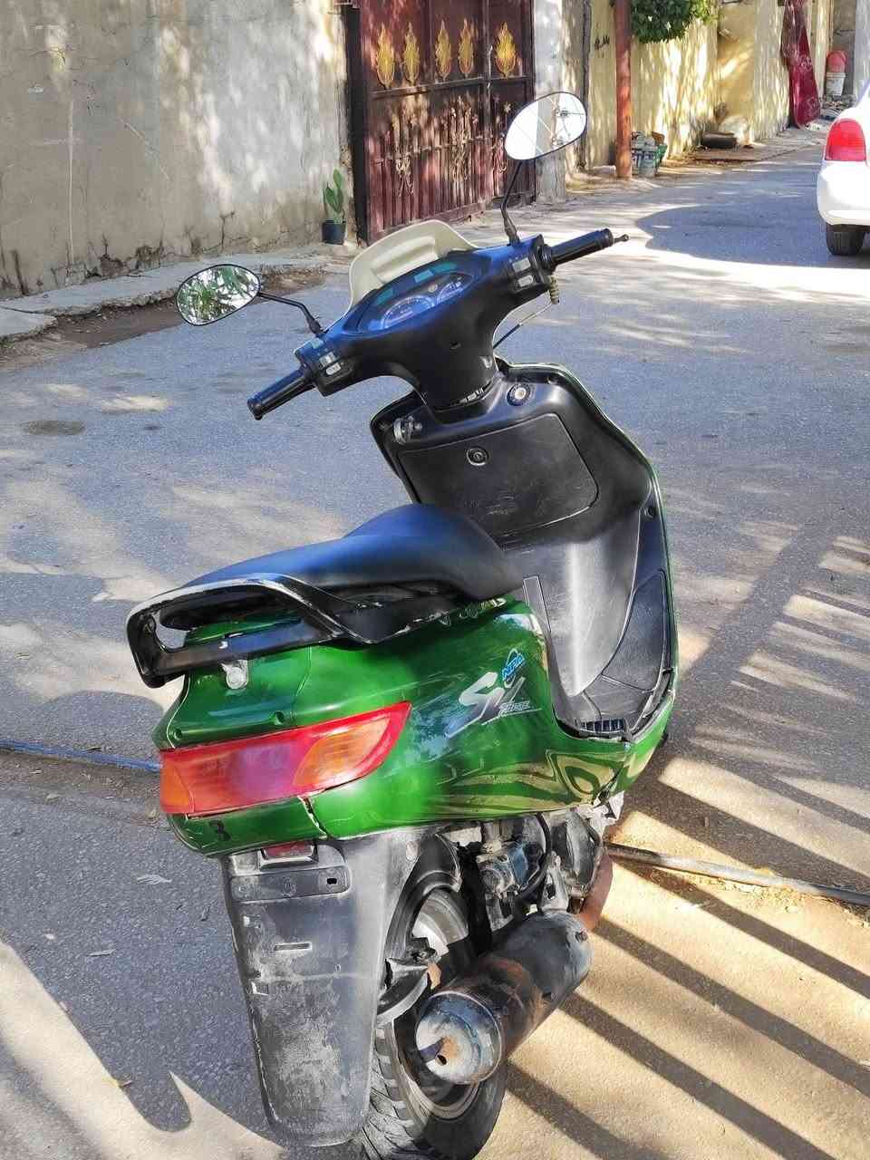 دراجة فراشة للبيع 
محرك مكفول لا مفتوح ولا ينقص ولا يبخر
كهربائيات كلها شغالة من الطول للطول فقط دبل اشارة ما يشتغل نص نكرة وهندر هم  معدل ٩٠
375 وبيها مجال قليل حك الجية 

حلة ناحية النيل

***********
