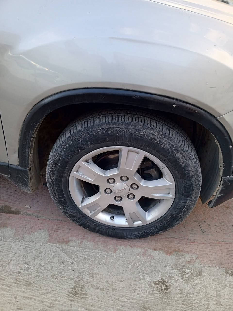 📍 رقم اربيل دولي
( GMC اكاديا 2008 )
المواصفات:
 •  7 ركّاب
 •  اللون: رصاصي
 •  شاشة لمس
 • تحديد سرعة 
 • تحكمات ستيرن 
 •  تحكم خلفي للمسجل والتبريد (VIP)
 •  كامرة خلفية دوارة
‏ • قفل مركزي 
 • نضام ترحيب 
 • بصمة تشغيل 
 • تشغيل عن بعد 
 •  تبريد ثلاث قطع
 •  غرفة السيارة VIP 
 •  مكينة V6 المرغوب vvt
 •  كشنات كهرباء
 •  كير ومكينة جدد كبس
 • حادثها جاملغ خلفي و ٣ قطع صبغ
 • تحويل وكالة نفس اليوم 
 • يرهم مراوس شمالي 
 • مكان اربيل 
💰 السعر: 88

📞 للتواصل *********** واتساب
