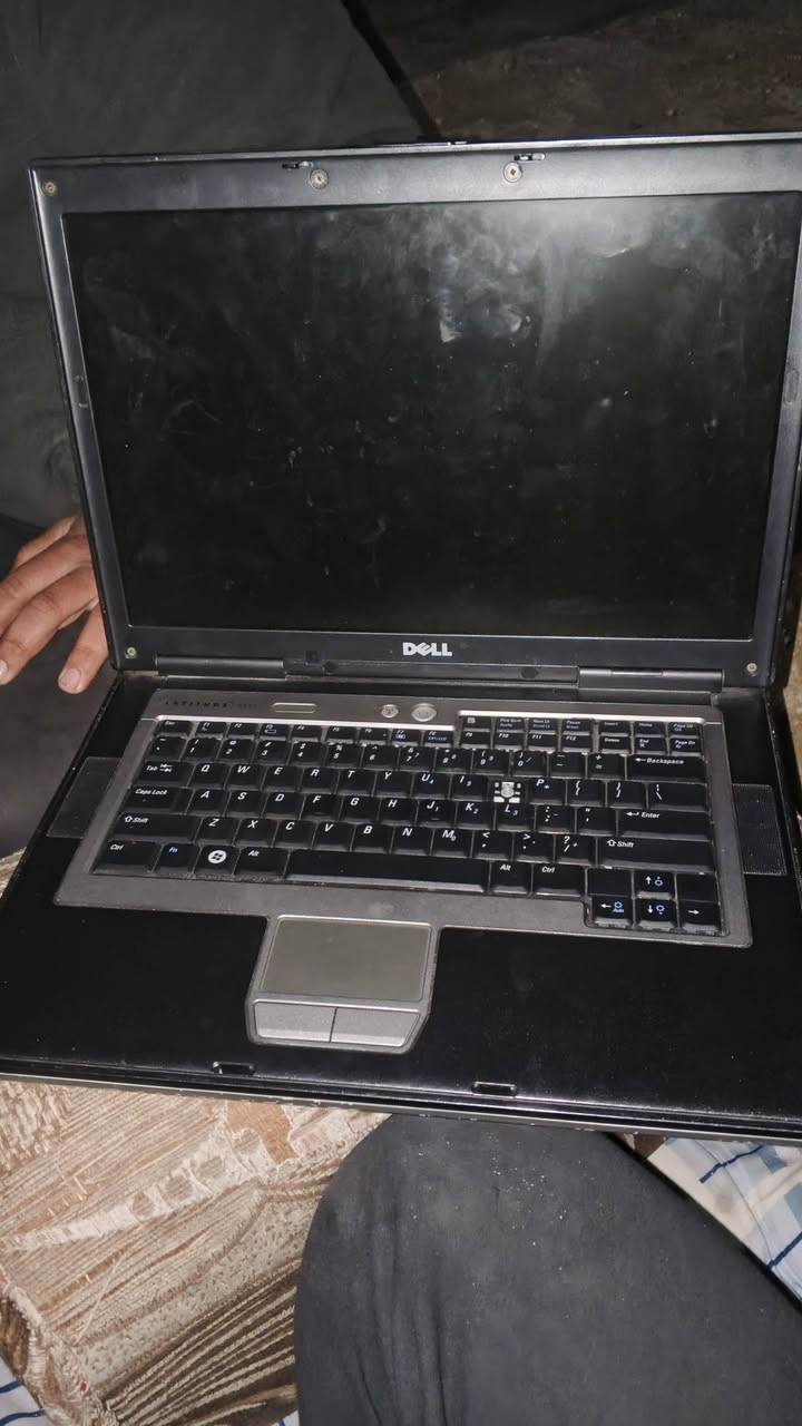 سلام عليكم حاسبه شغاله عوزها شاحنه سعر 50 قفل
والعاكسه شغاله سعر 15
 لانتصال فقط ***********
