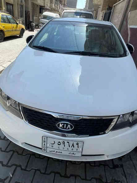 سيراتو 2013 فول مواصفات(بصمة ،حساسات،مري جانبيه  اوتو ،فتحة )كلين مكفوله كفاله عامة /ماشية 130 الف /لون ابيض/ السعر ١٢٥ ورقة وبيها مجال 
مكاني بغداد 
***********
