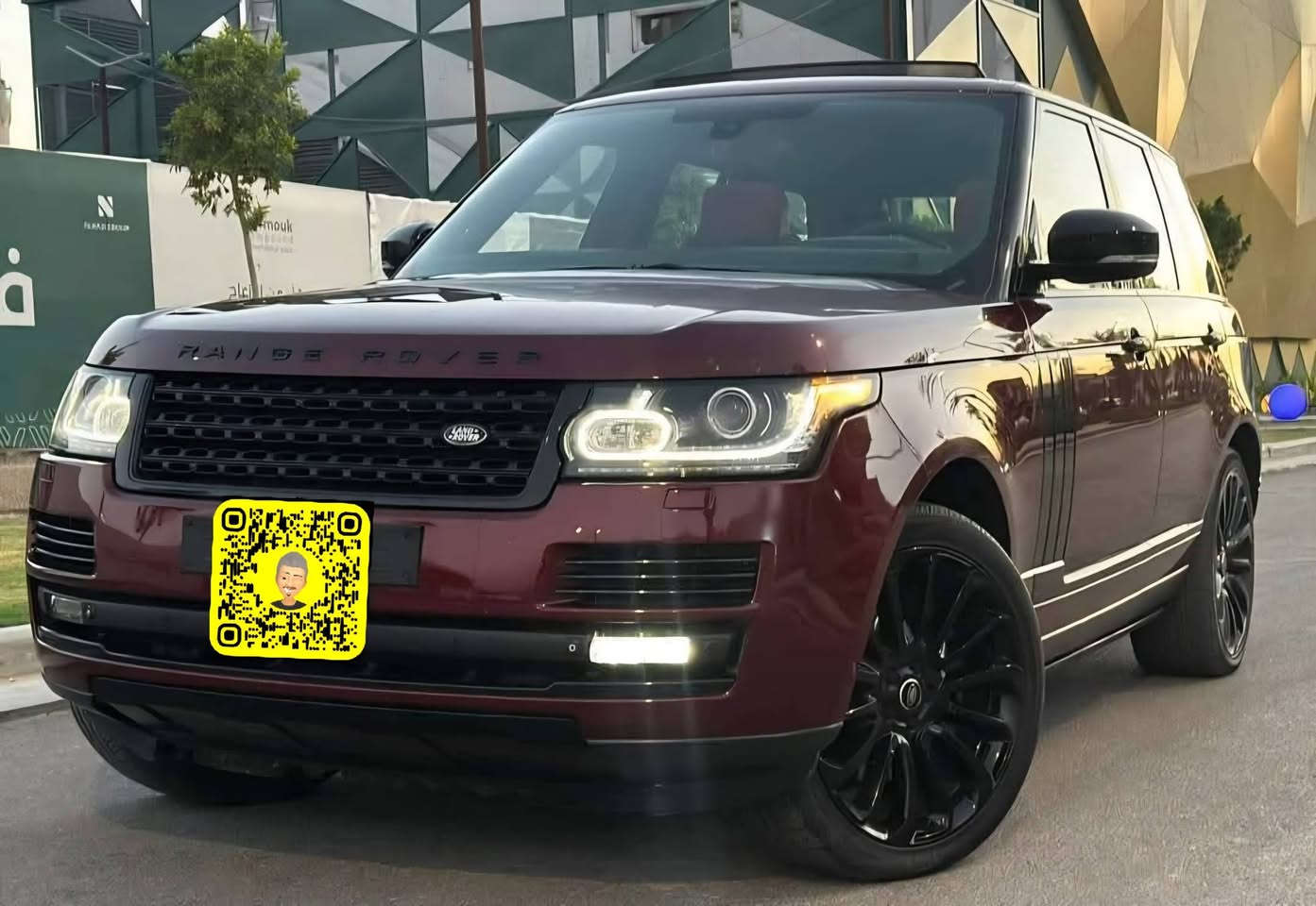 RANGE ROVER
 Vogue
🇬🇧🇬🇧🇬🇧
رانج روفر 
فوك _ اوتوبايغرافي
الموديل ـ 2015 
ماشية 150 الف كيلو
خليجي وكالة سردار 
8 سلندر سوبر جارج 

بلاك ادشن اصل
لون مميز عنابي او كرزي 
وقمارة اسود بلاك ادشن😍 
داخل احمر متصل وليس منفصل 

كفالة عامة😍
من الحادث او تبديل القطع 
صبغ دعامية امامية وخلفية وقبق جنطه اثر شخوط بدون حادث وسونار موجود 💝

المواصفات 🇬🇧🇬🇧

🛑 بانوراما
🛑 دوسات كهرباء
🛑 ابواب شفط 
🛑 صندوك شفط + مري شفط
🛑 رادار 
🛑 كامرات 5 بصمات 5 
🛑 شاشات عدد 3
🛑 أوتو بارك
وباقي مواصفات كثيرة ❤️❤️

مكان السيارة بغداد 💝

تسأل على السعر 
اتصل او راسلنا وتساب

مكان السيارة بغداد
للأستفسار 
 
***********
سلام رانج روفر

@الجميع
