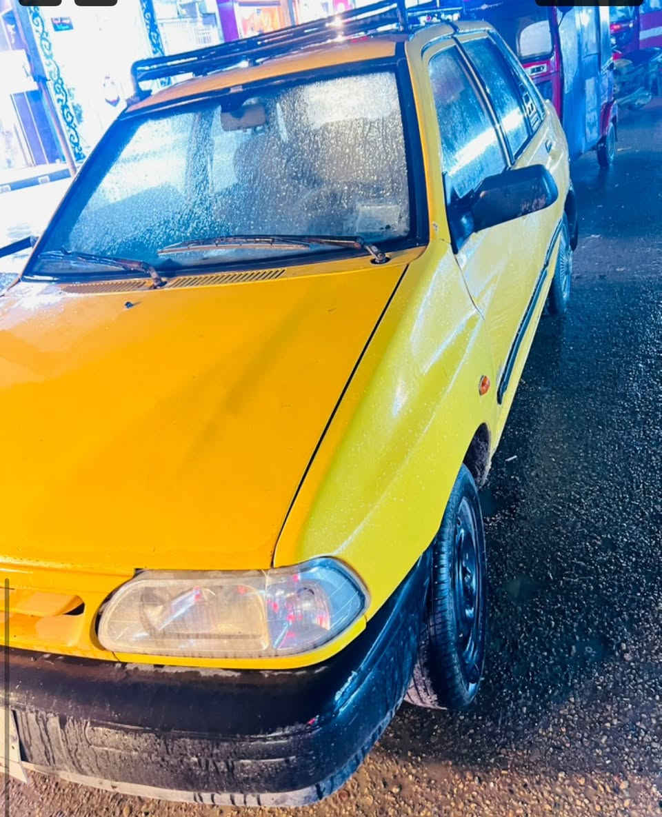 سلام عليكم
سايبا 2011 باسمي رقم بغداد
السيارة شغالة ومابيها شي 
محرك كير خير من الله 
سعرها ١٨ وبيها مجال 
مكاني بغداد - الشعب 
***********
