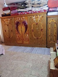 غرفة اخشاب • مستعملة • شراي خاص