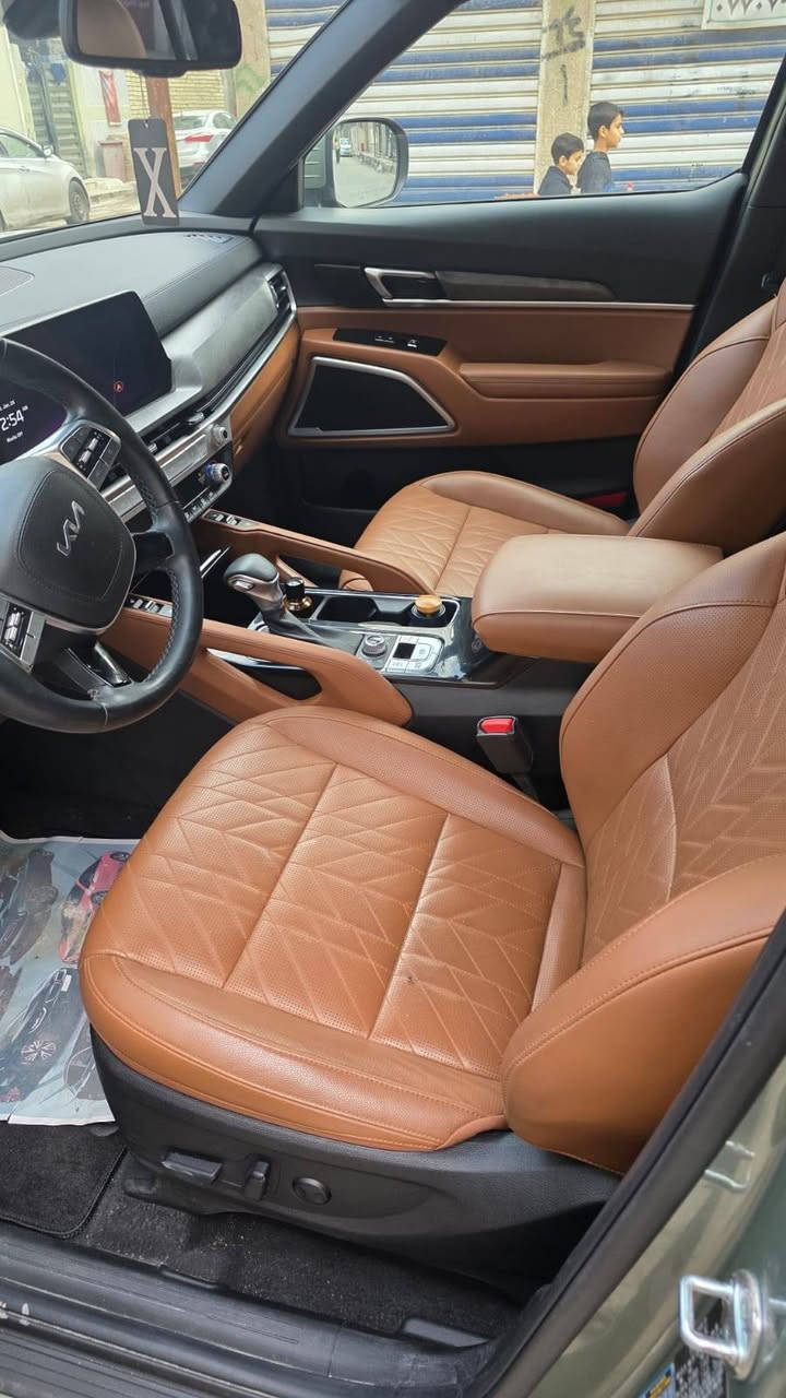 للبيع  🔥

Kia Telluride  ex xline موديل 2024 فول الفول 
لون مميز شمباني او ذهبي متغير 
الموقع: بغداد – البلديات 

💰 السعر:30 الف قابل للتفاوض البسيط للجادين فقط

📞 ***********

المواصفات 

✔ محرك 3.8 V6 – كير 8 سرعات
✔ ويل 20
✔ 4 وضعيات قيادة

✔ مقاعد جلد كهرباء (تدفئة + تبريد) لون مشمشي 
✔ مقاعد خلفية VIP منفصلة
✔ تبريد خلفي + مناخ منفصل
✔ شحن لاسلكي
‏✔ Apple CarPlay
✔ تحكمات ستيرن + USB

✔ نظام صوت هارمن كاردن
✔ شاشة وسط كبيرة + شاشة عدادات ديجيتال

✔ رادار أمامي تفاعلي
✔ رادارات 360 درجة
✔ نظام المحافظة على المسار
✔ نظام النقطة العمياء
✔ حساسات خلفية
✔ تنبيه اهتزاز الستيرن مع الرادار
‏✔ Auto Hold
✔ سايد بريك إلكتروني
✔ حماية فتح الباب عند مرور سيارة
✔ لايت 4 عدسات أوتو
✔ صندوق كهربائي شفط
✔ أوامر صوتية
رقم مميز حلو 
حادث بسيط – صور الحادث مرفقه

