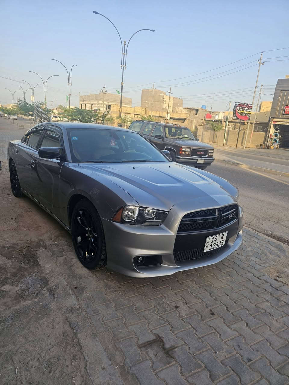 جاجر مديل ١٤ كندي
رقم بصره دولي 
صبغ عام جماليه 
كير محرك مكفولات 
*********** 
بصره شط العرب 
سعر ١٢٨
