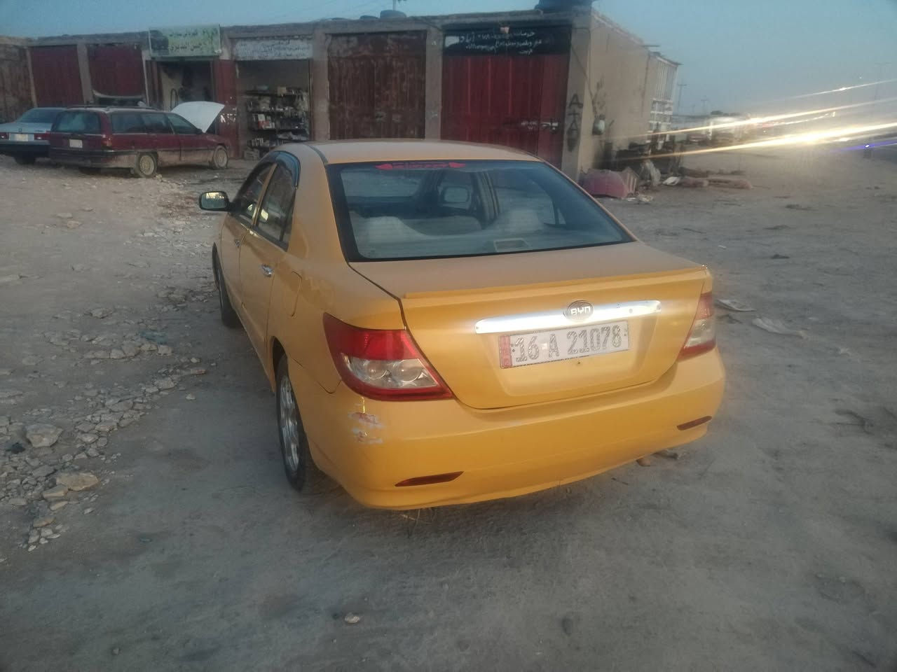 السلام عليكم
مكلف بالنشر بي واي دي موديل 2011 رقم قادسيه انكليزي تحويل مباشر مصفره هيئه وغرامات كير ومحرك مكفولات السيارة مصبوغه عام كير عادي سعرها 33 وبيها مجال باقي تفاصيل السيارة هذا رقم صاحبها
***********
