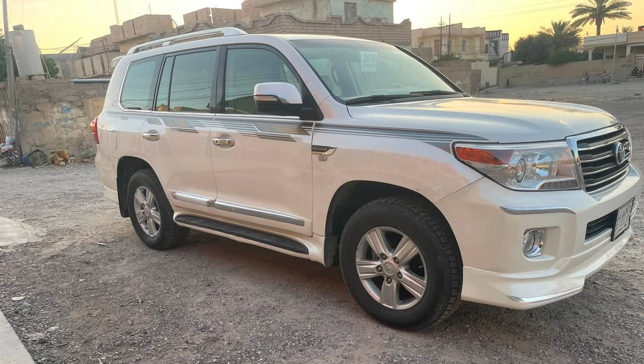 بيع مستعجل 
جكسارة موديل 2009 محدث 2014  رقم بغداد مشروع وطني..الشرعي بتكريت تحويل مباشر..صبغ چاملغ وباب رش فقط كما موضح بألسونار..بدون دواخل..محرك 8 حجم4600..شرط لاصرف ولانفخ ولابخار..
تبريد شغال 3 قطع ثلاجة شغالة..شاشة كبيرة..طخم تاير جديد..صدر امامي خلفي بحالة ممتازة..
السعر /255 وبي مجال بسيط...
للأستفسار:
***********
***********
ملاحظة:يوجد تقشير بالسقف اثر حمل جنط وموضح بألصور..
البيع نقدآ حصرآ...
