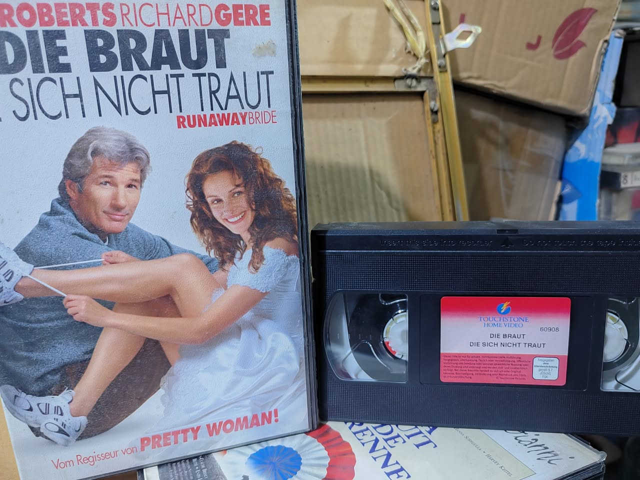 20 شريط فديو ...  افلام اجنبية
نسخ اصلية   سعر الكل  40 الف
التوصيل  5000 ...  للتواصل ***********
