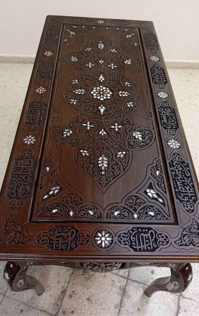 عرض خاص مكتب و كرسي صدف طول 160 و عرض 75 و ارتفاع 80 صدف سنان بحري و حفر يدوي و بسعر مغري جدا التواصل على الرقم و يوجد توصيل و شحن موجودين في دمشق 00963935366989


**إذا كنت صاحب هذا الإعلان وتريد حذفه لأي سبب، رجاءا أرسل رسالة إلى الدعم الفني**
