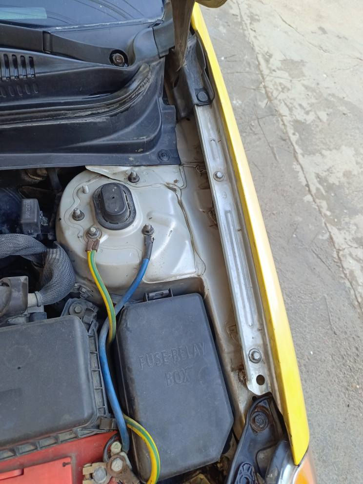 سلام عليكم اكسنت موديل 2008 وارد خليجي محرك ألف وستمية دوش كير صدر تبريد خير من اللة  تخم تاير هوة ول اويالة جديد رقم بغداد دولي تحويل مباشر مري كهرباء قفل ذاتي سنتر لوك جام كهرباء السعر 82 وبيه مجال للطيبين رقم الهاتف *********** بغداد *********** بغداد, العراق
