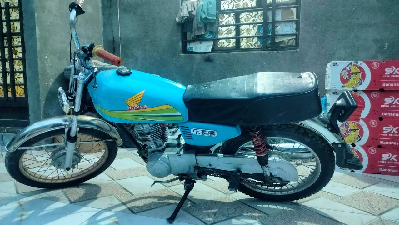 اربعه كير كلك مكفوله دراجه تخبل محرك اخرس لاتبخير ولا صوت  تركع هندر توديك وين ماتريد  دراجه حلوه  بيها تلحيضات كم شغله.  السعر 250 وبيها مجال قليل كلش مكاني كربلاء الابراهميه قرب السيطره رقم الهاتف
*********** شراي اتصل لتكلي امسح المنشور وباجر اجيك. اذا شراي تعال اخذها وبالعافيه عليك
