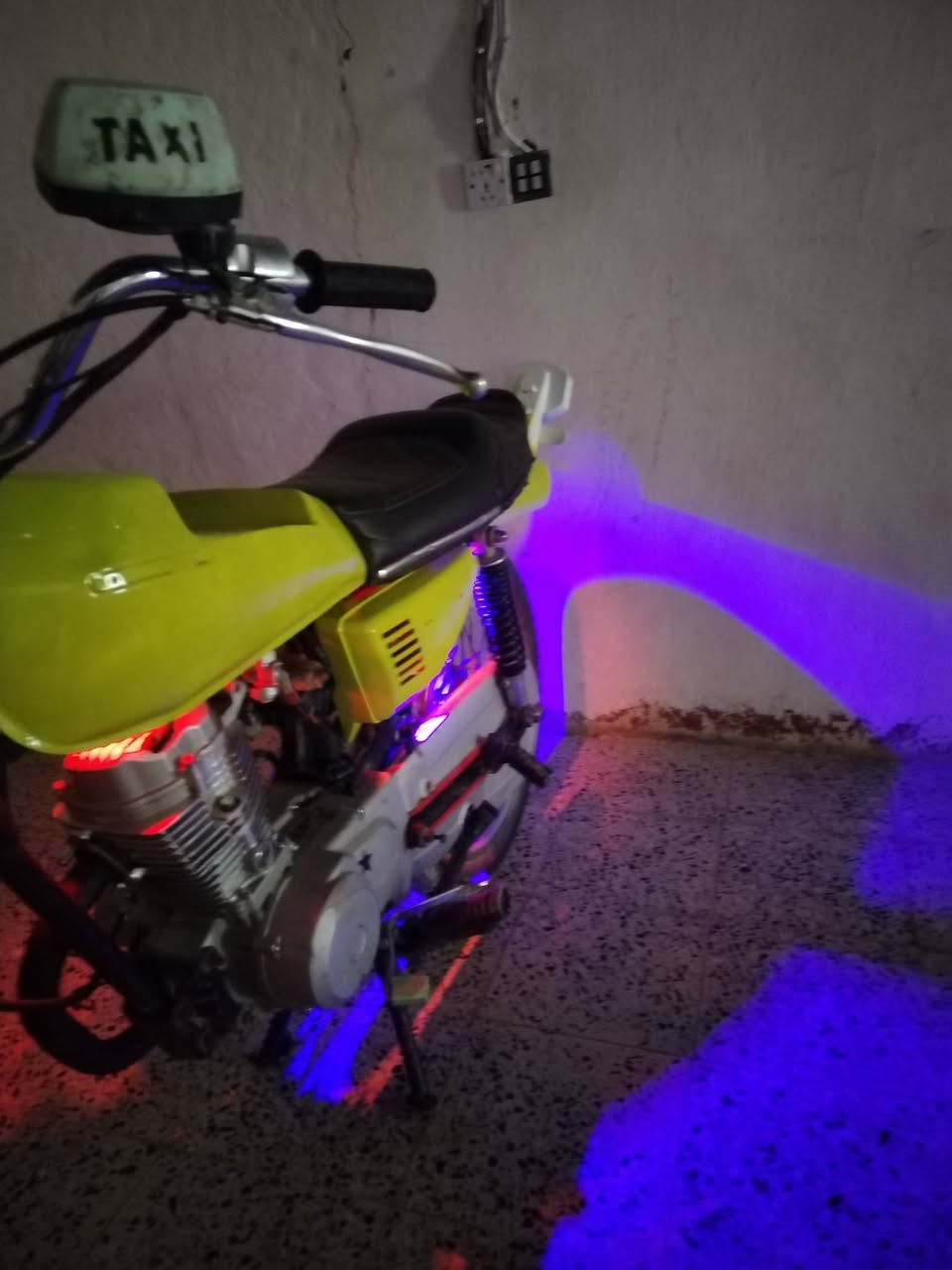 دراجه للبيع موديل 20
***********
