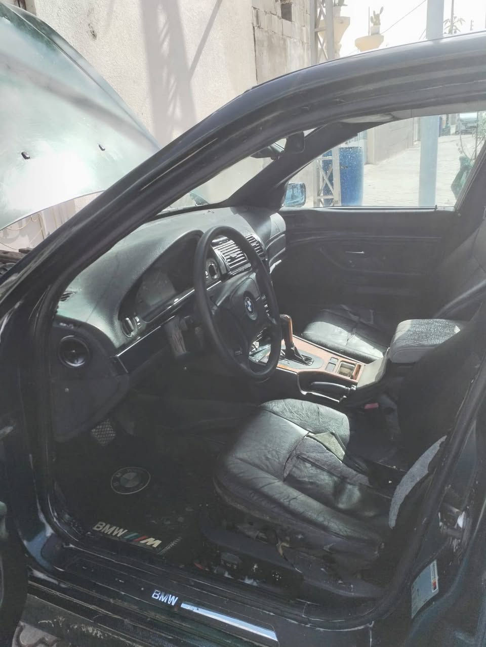 صقر528 مكينه وكير مكفولات مديل 97 رقم اربيل سنويه 29 لون زيتوني السياره حلوه موجوده في البصره الزبير سعرهه 55ورقه رقم الهاتف ***********
